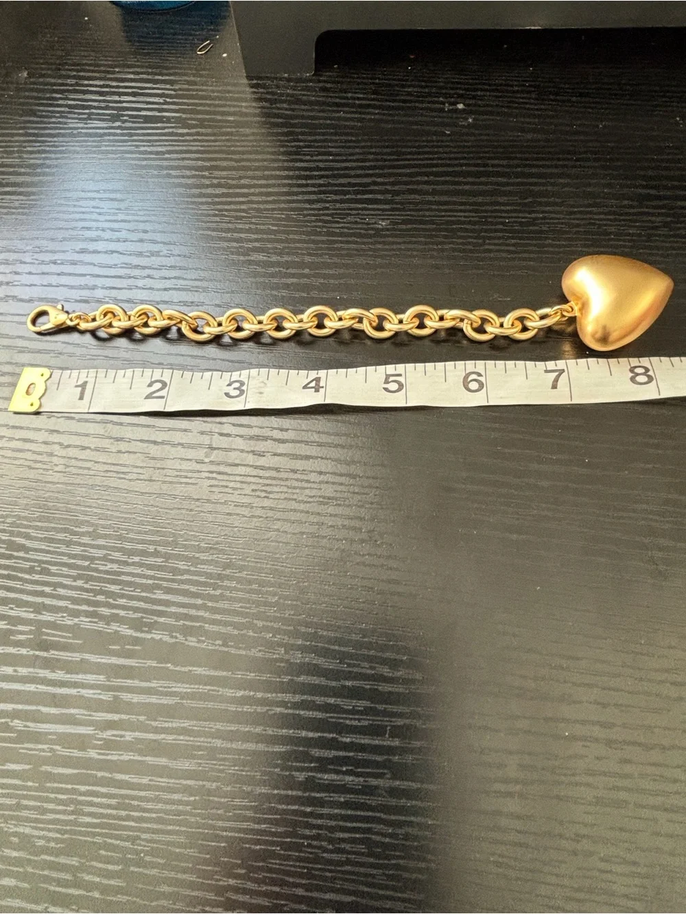 NWOT Roxanne Assoulin Gold Puffy Heart Charm Bracelet